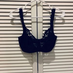Black lace bra by Prima Donna